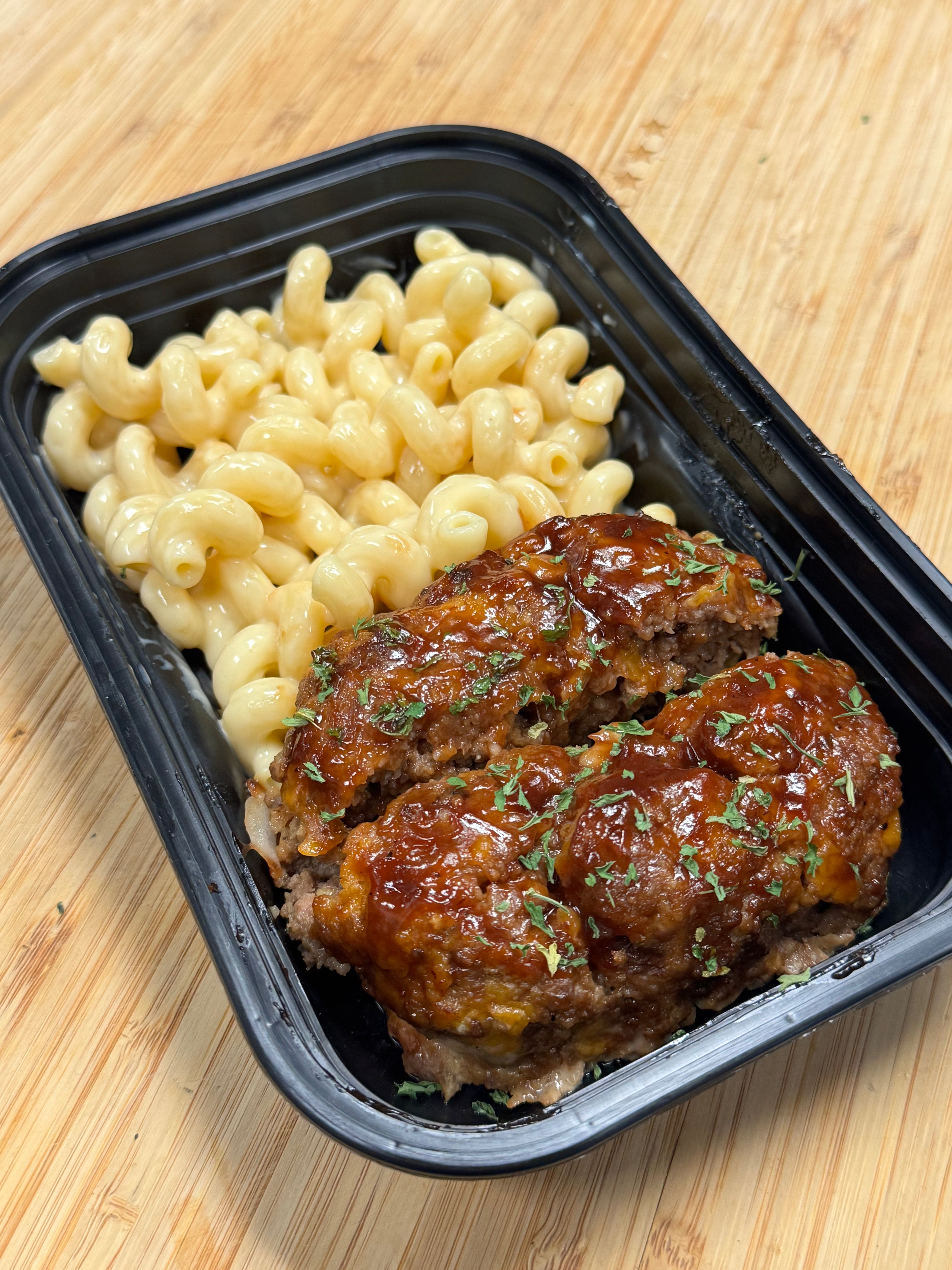 BBQ Cheddar Bacon Meatloaf w/ Smoked Gouda Mac n Cheese