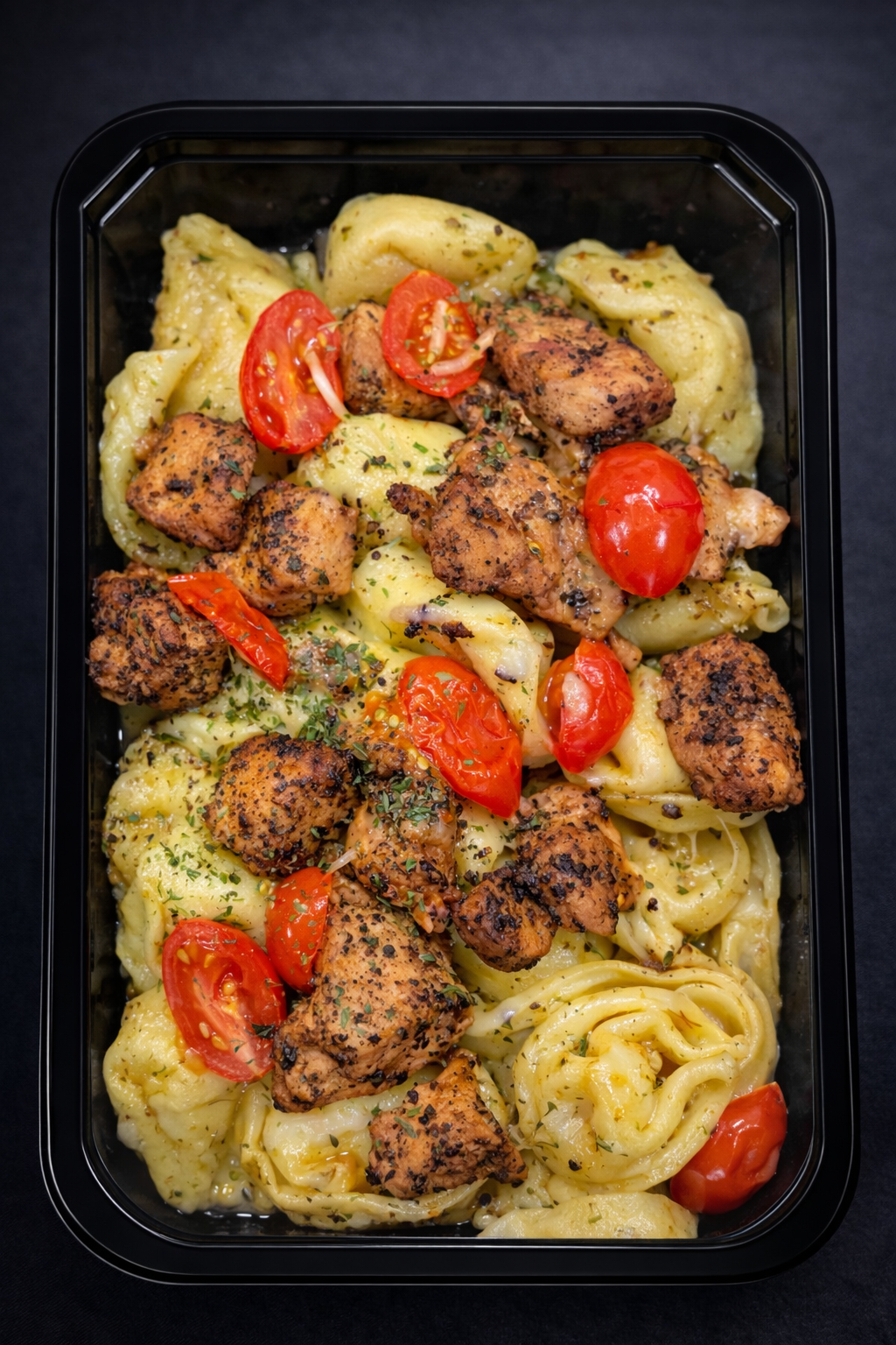 #38 Cheese Tortellini w/Chicken & Pesto Sauce